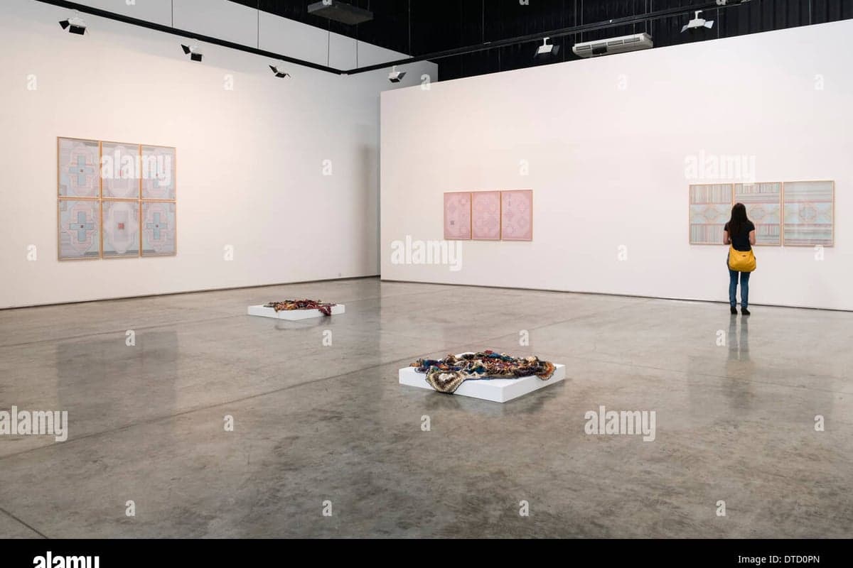 Isabelle van den Eynde Gallery