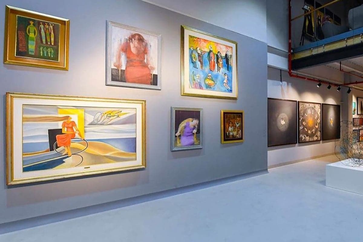 Aisha Alabdar Gallery